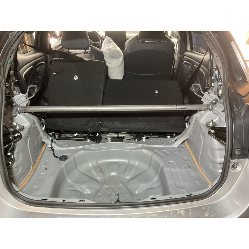 Zadná vrchná rozpera Yaris 4