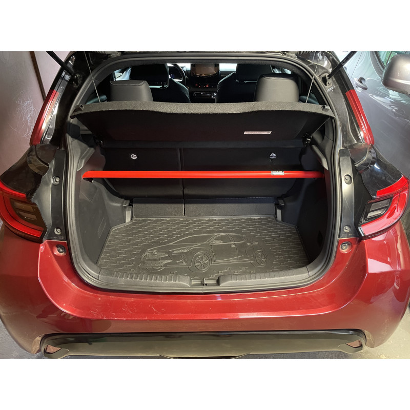 Zadná vrchná rozpera Yaris 4